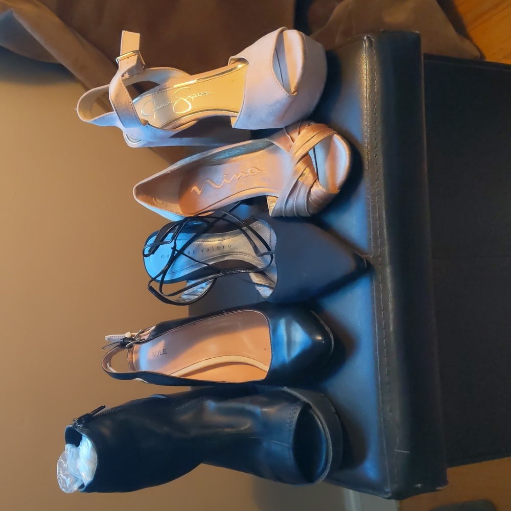 High heels For Resale Oportunity